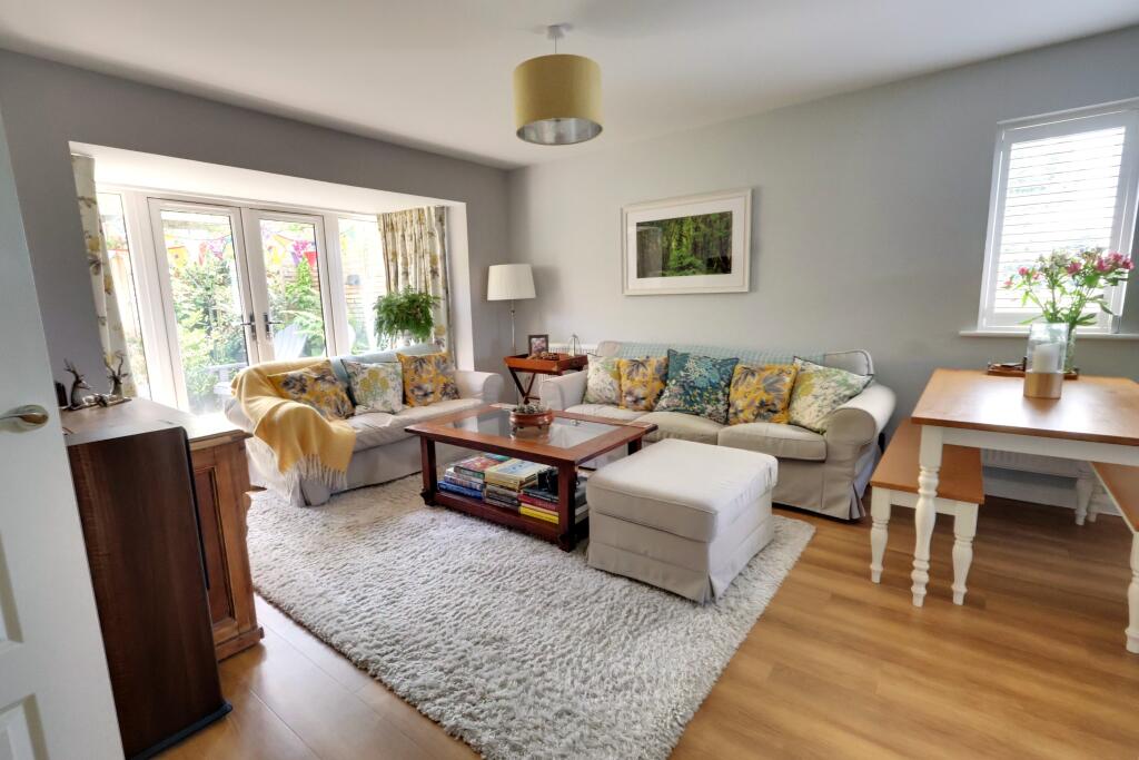 Downview Way, Clanfield photo 2