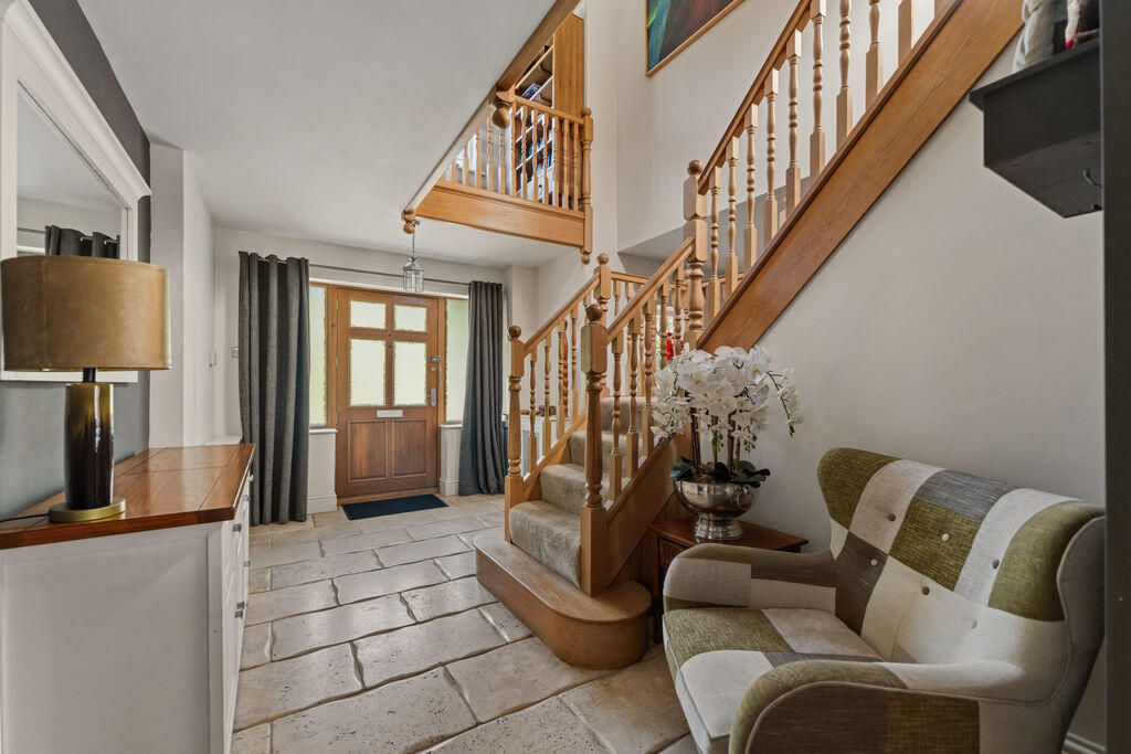 House in Doncaster - View 4