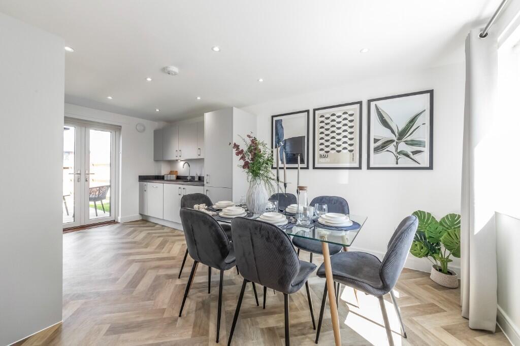 House in Guildford - View 4