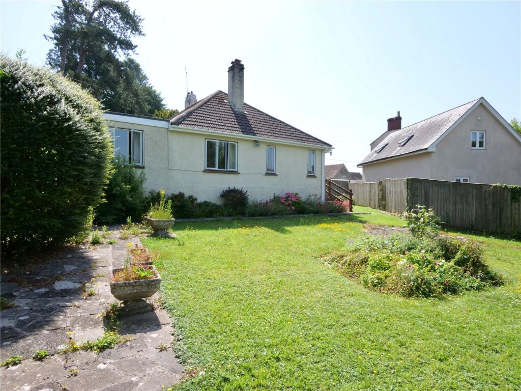 Detached Bungalow, Shepton Mallet BA4 5HQ photo 2