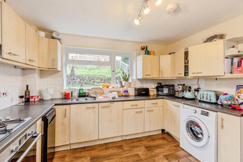 Main image of property: Queens Avenue, Portishead, Bristol, Somerset, BS20