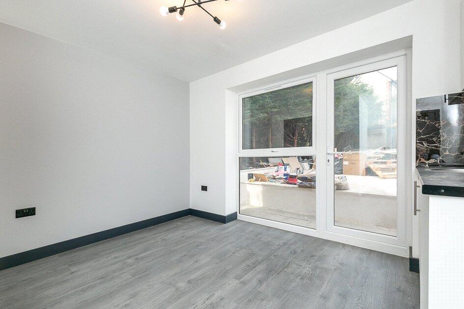 House in Redhill - View 4