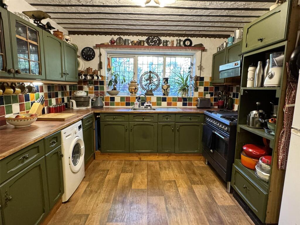 House in Taunton - View 3