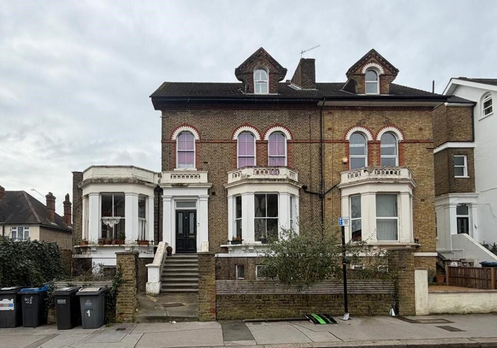 Main image of property: Flat 1, 1 Upper Grove, South Norwood, London, SE25 6JX