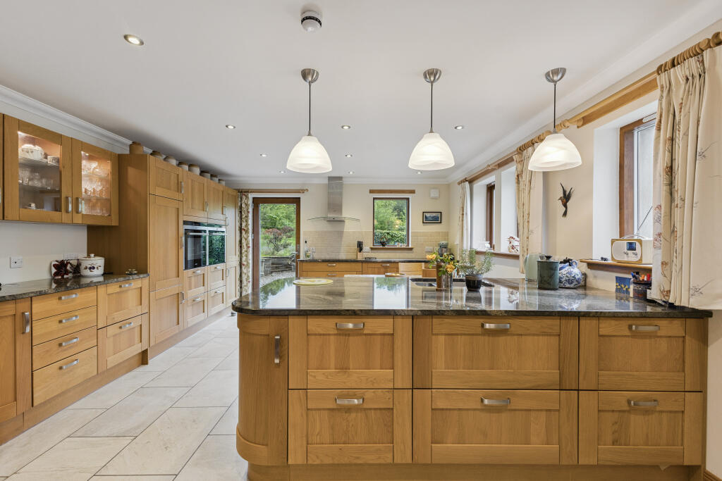 House in Perth, Middleton - View 5