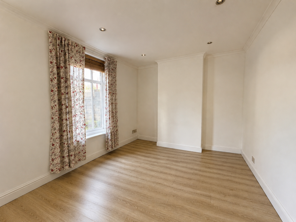 House in Rochester - View 4