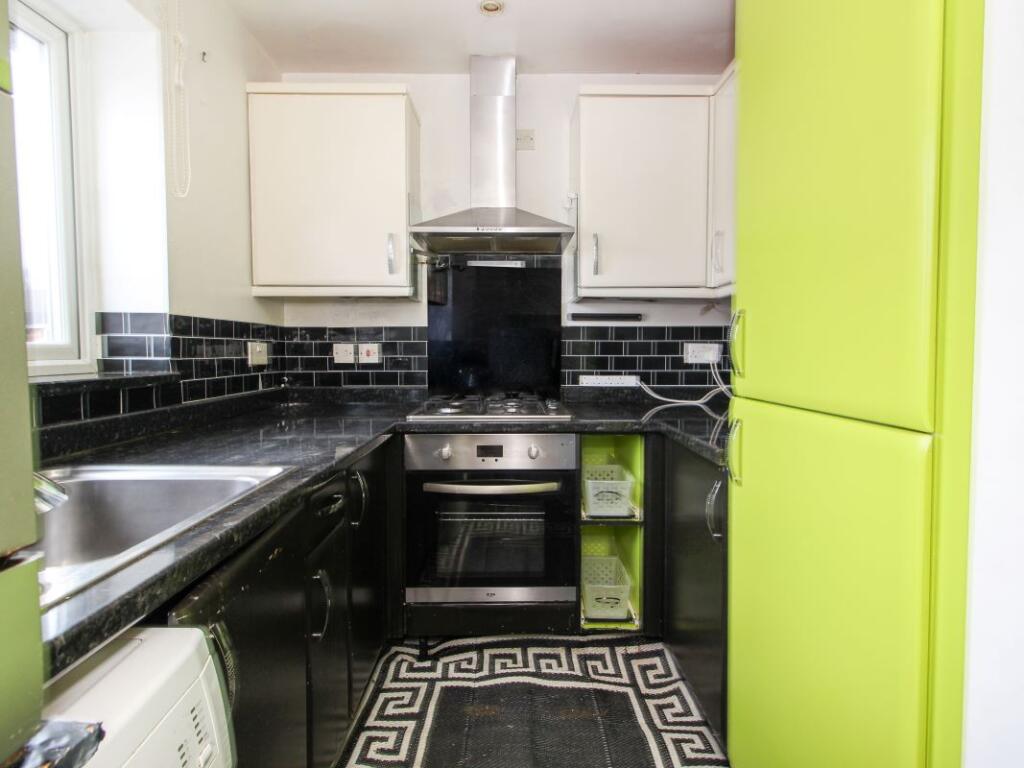 7 Bainbridge Drive, Selby, North Yorkshire, YO8 4QN photo 2