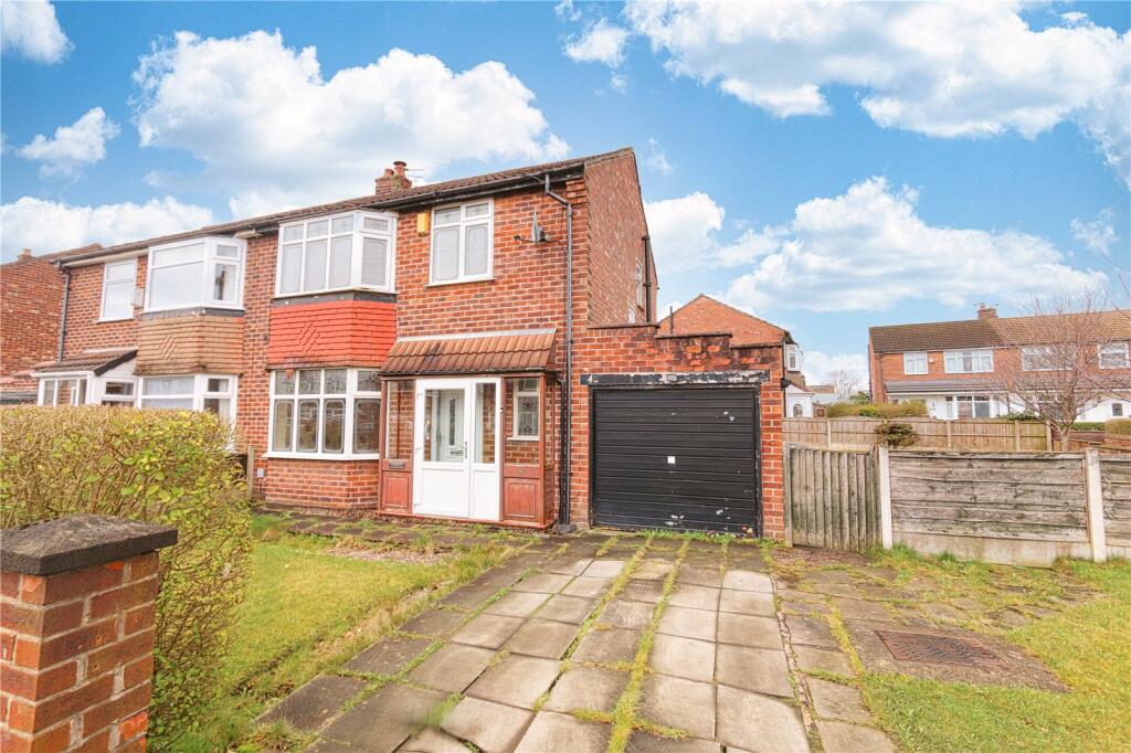 Main image of property: Ashwood Avenue, Denton, Manchester, Greater Manchester, M34