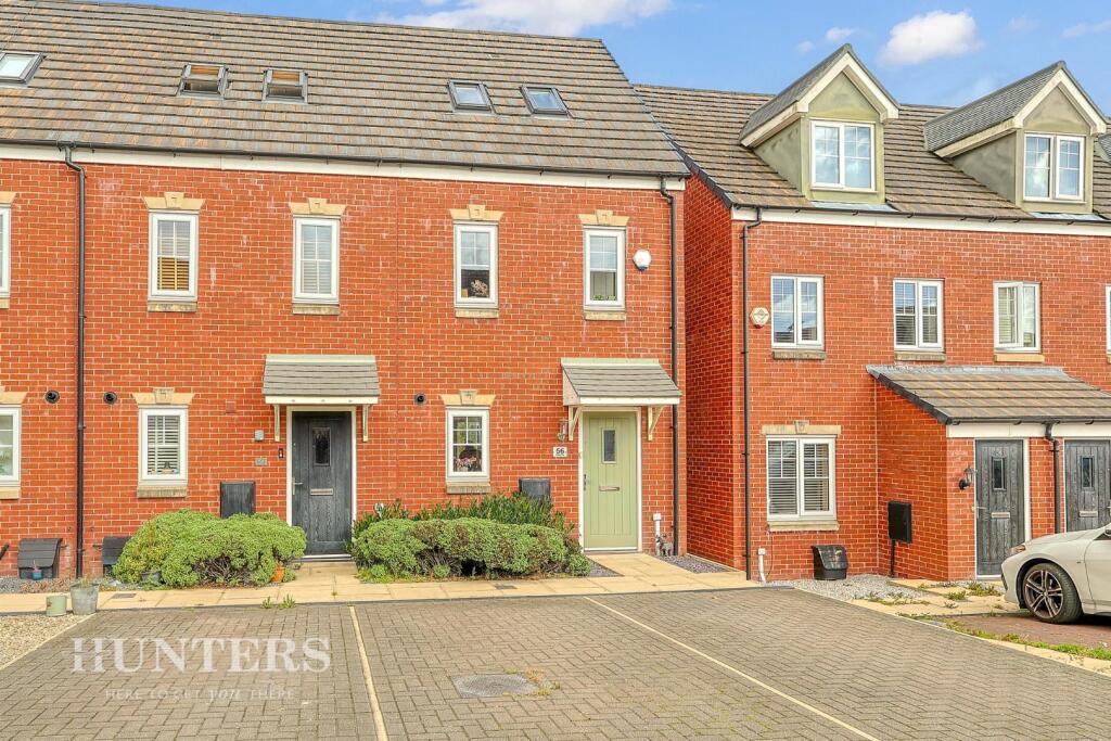 3-bed house on Oakley Way, Wardle, OL12 9DY, £220,000