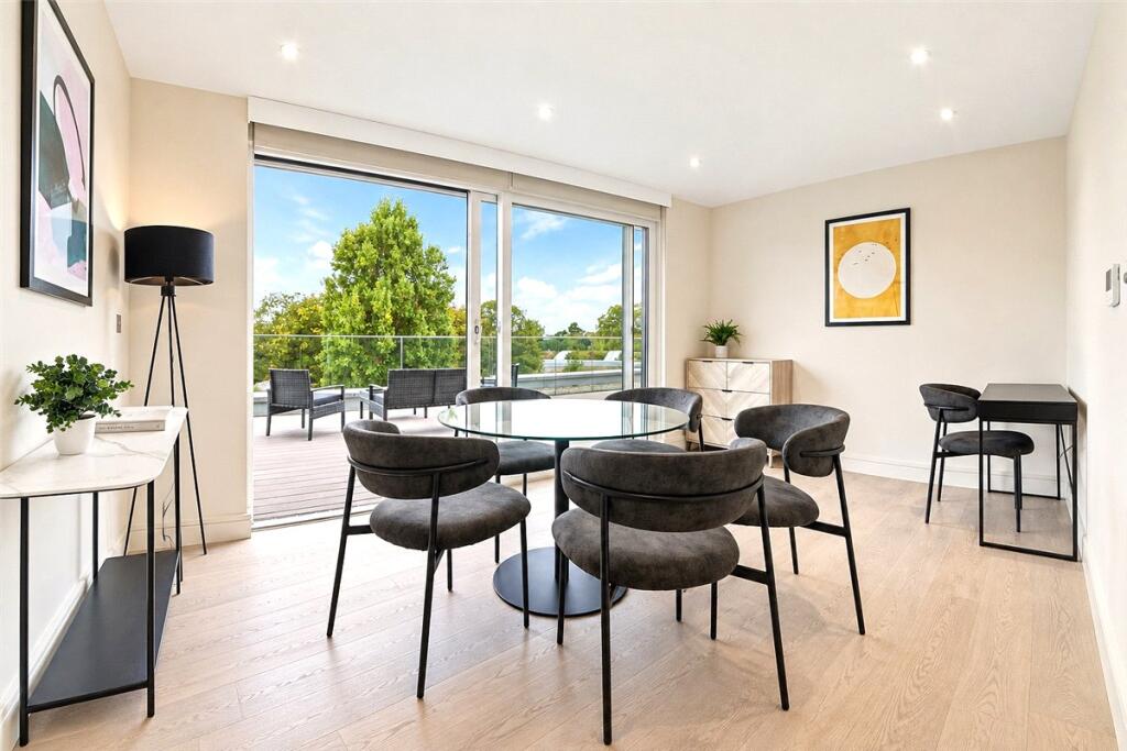 Apartment in London - View 4