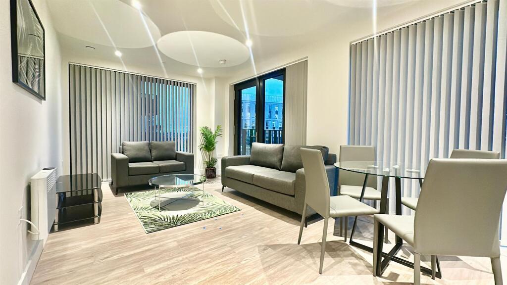 Main image of property: BRAND NEW APARTMENT- Glasswater Locks, Birmingham, B4