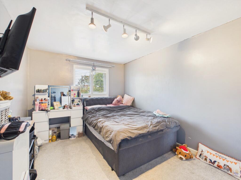 House in Kingston upon Hull, Bransholme - View 5