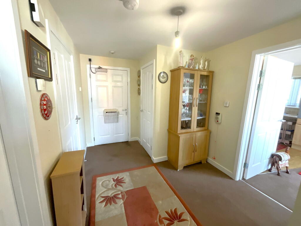 Additional image 3 of OLDBURY, Queensridge Court