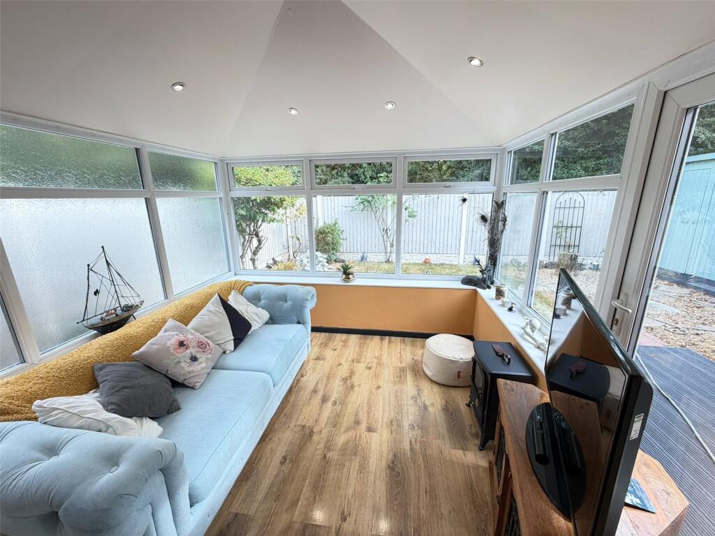 House in Dawley, Heath Hill, Great Dawley - View 4