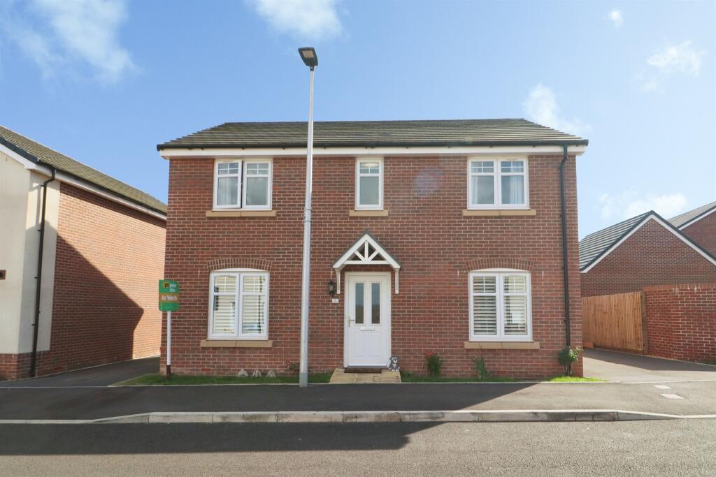House in Cardiff, Sully and Lavernock