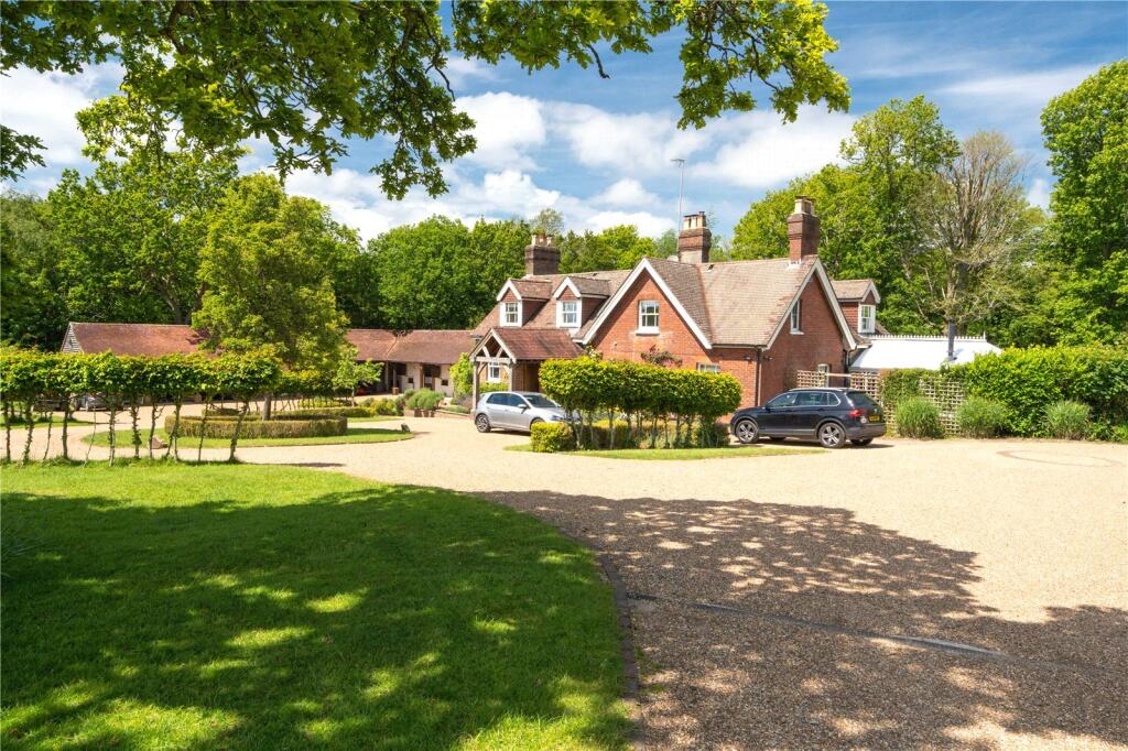 House in Wealden, Heathfield and Waldron - View 2