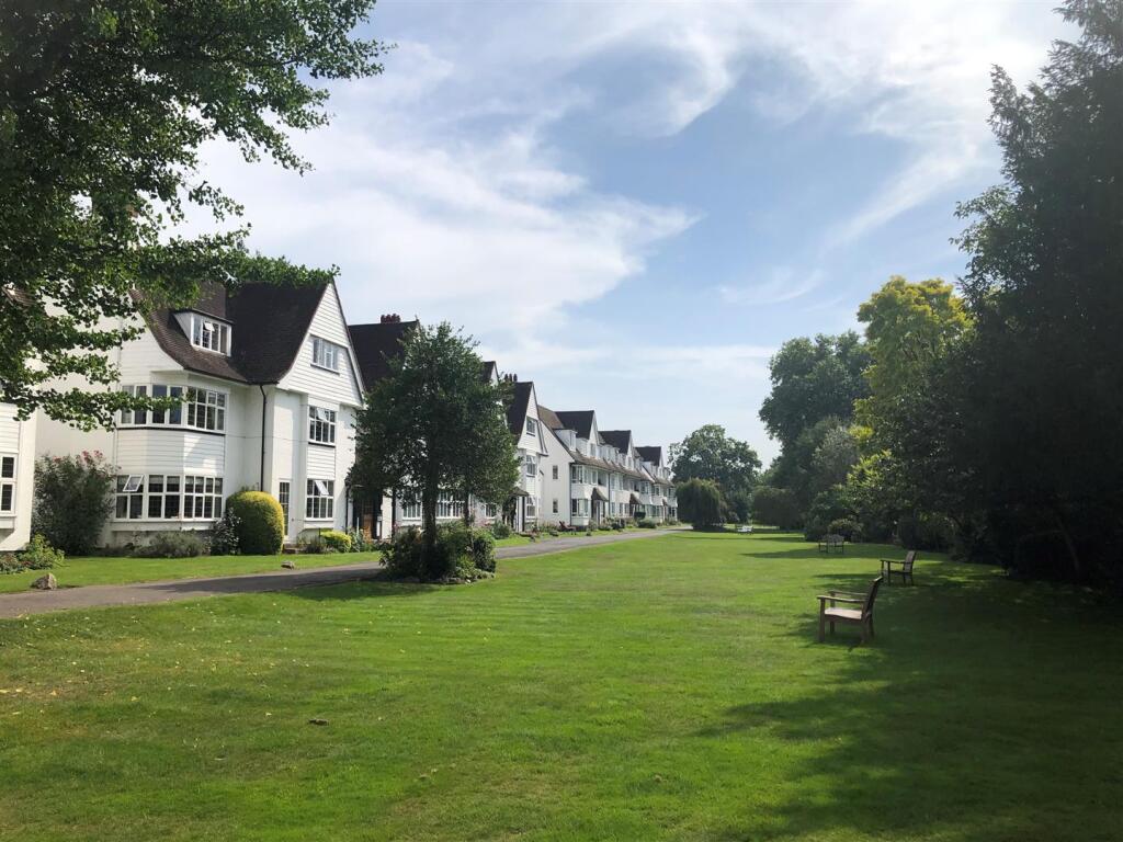 Main image of property: Watts Road, Thames Ditton