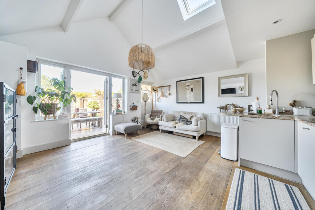 Apartment in South Oxfordshire, Thame - View 2
