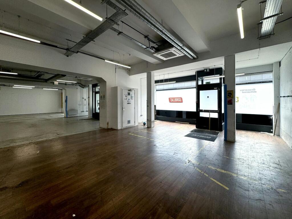 140 Finchley.jpg