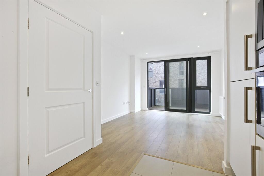 Main image of property: Hierro Court, 17 Bermuda Way, London, E1