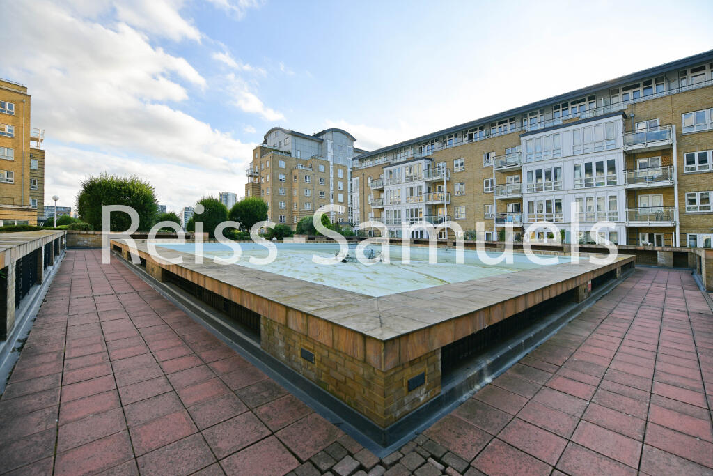 5 bedroom terraced house for rent