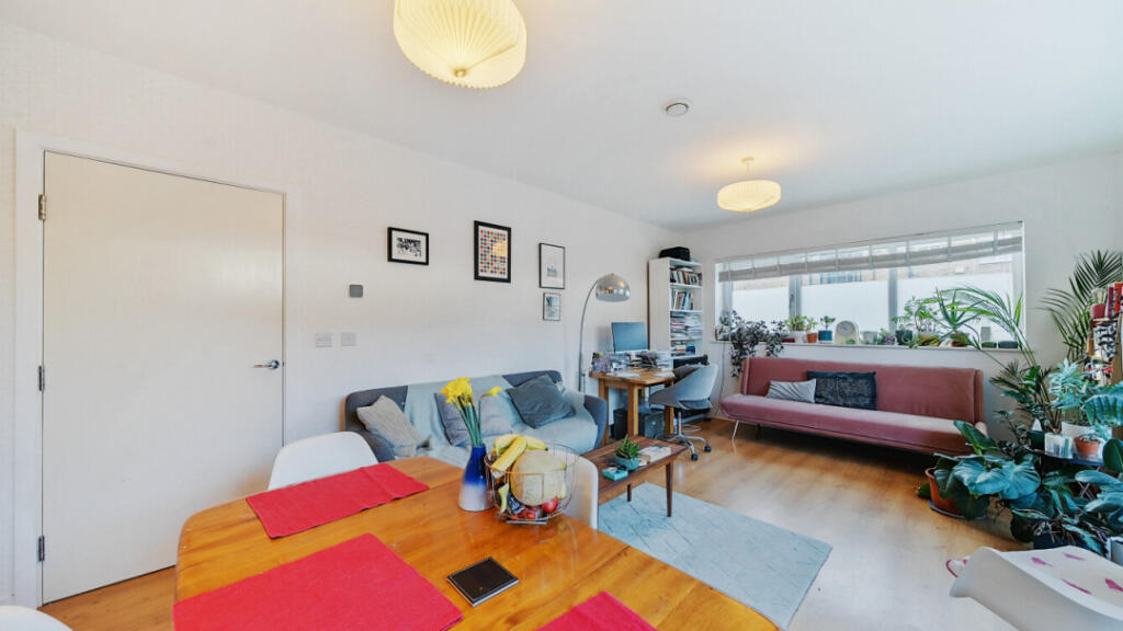 Apartment in London - View 2