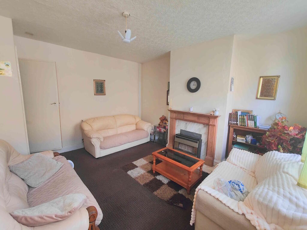 6 Raleigh Street, Halifax, HX1 3PS photo 3