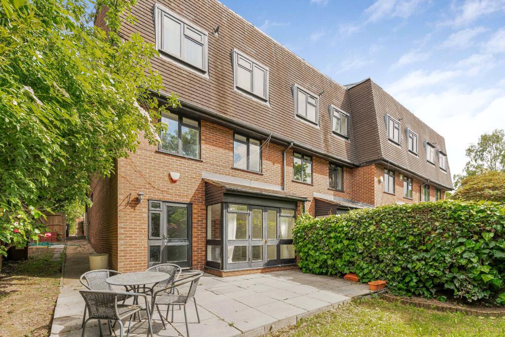 4-bed terraced on Harrow Fields Gardens, Harrow on the Hill, £795,000