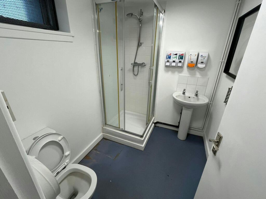684838ef-3e65-4ee3-8c28-c9a6bd4e3987.jpg