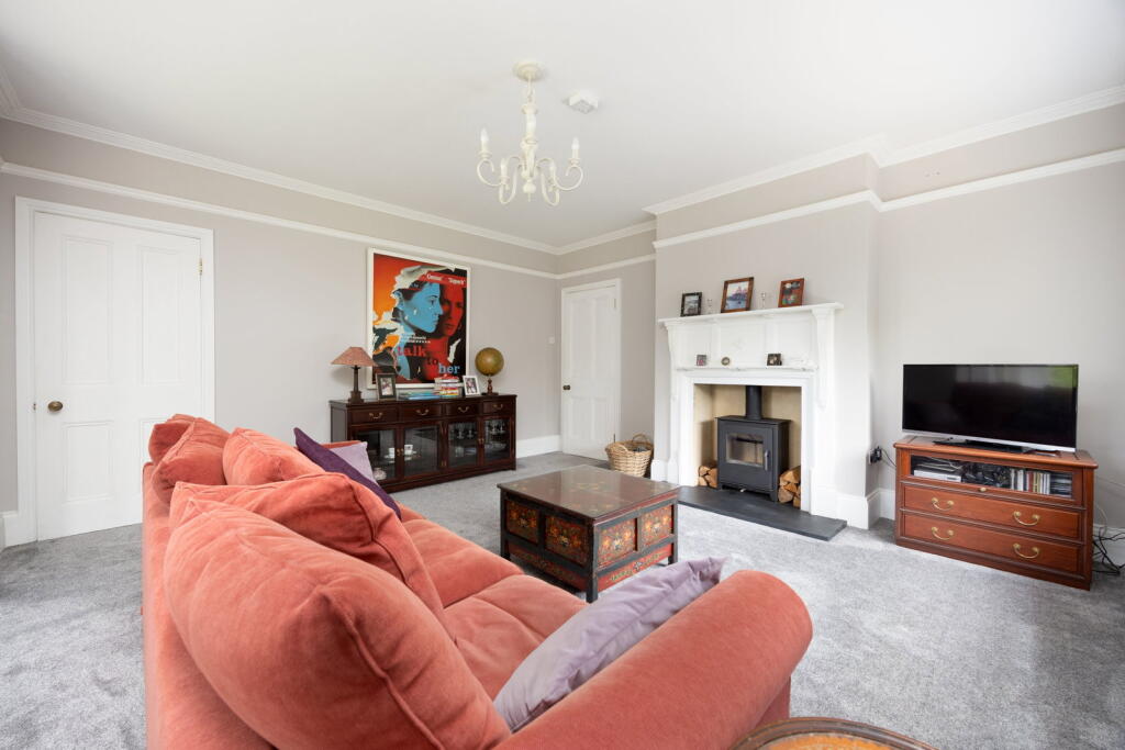 Market Lavington, Devizes, Wiltshire, SN10 4AQ photo 4