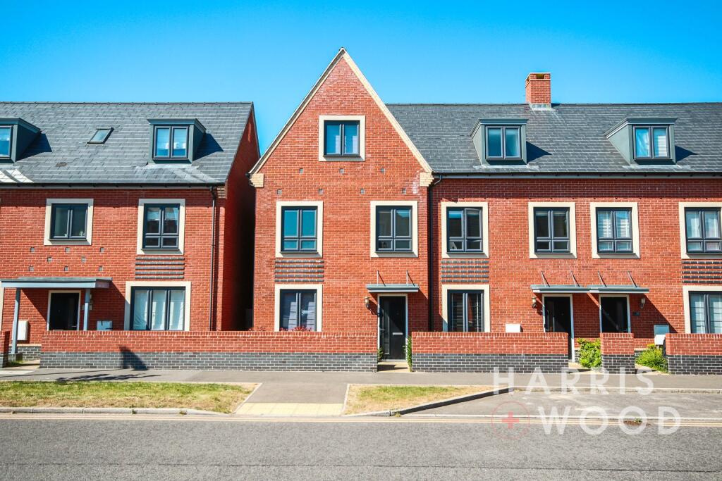 3 bedroom end of terrace house for sale in Whitmore Drive, Colchester ...
