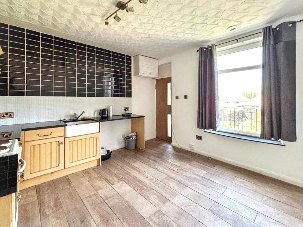 Hareleeshill Road, Larkhall, South Lanarkshire, ML9 photo 3