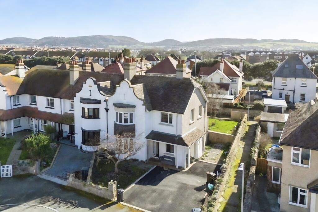 Main image of property: 14 Gogarth Road, Llandudno, Conwy LL30 2AP