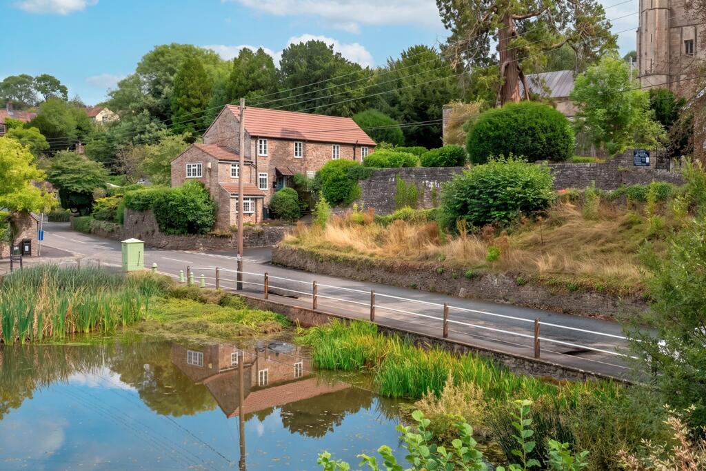 Main image of property: The Batch, Compton Martin