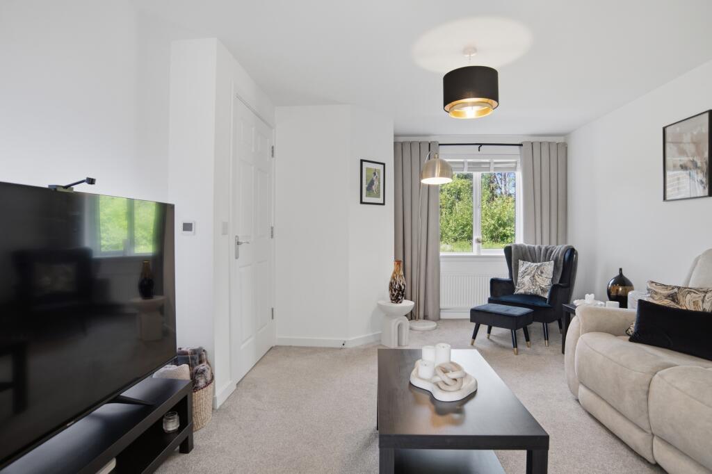 2 Crompton Way, Irvine KA11 4FT photo 2