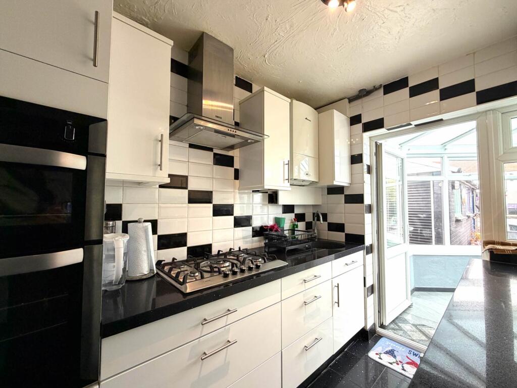 House in London - View 3