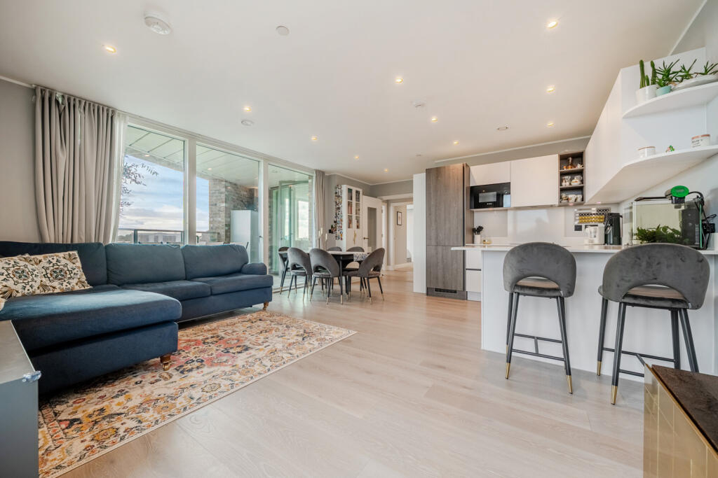 Apartment in London, Greenwich Town Centre, East Greenwich - View 5