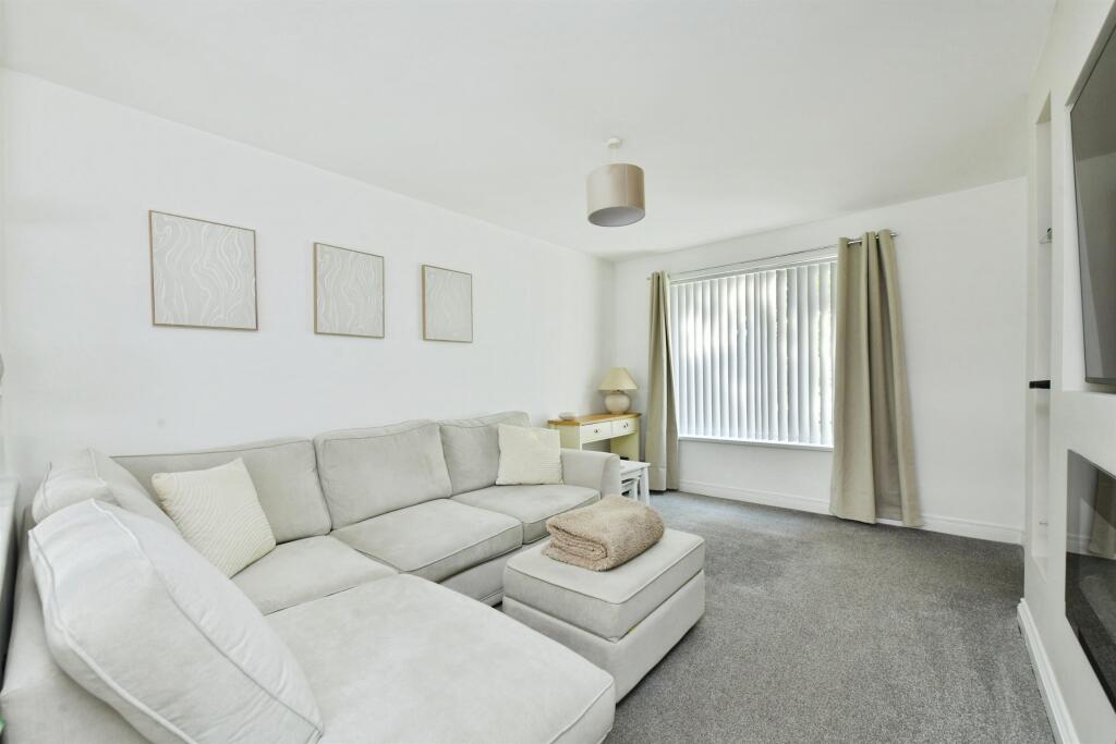 House in Plymouth - View 5