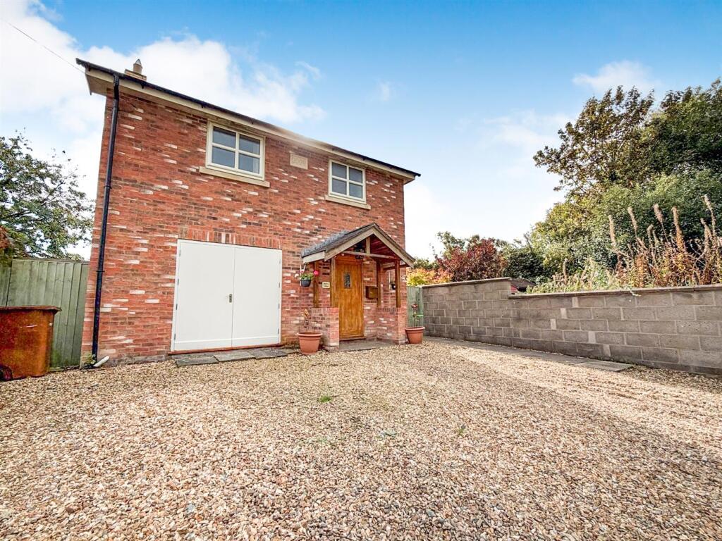 3-bed detached on Moors Lane, St Martins, £369,950