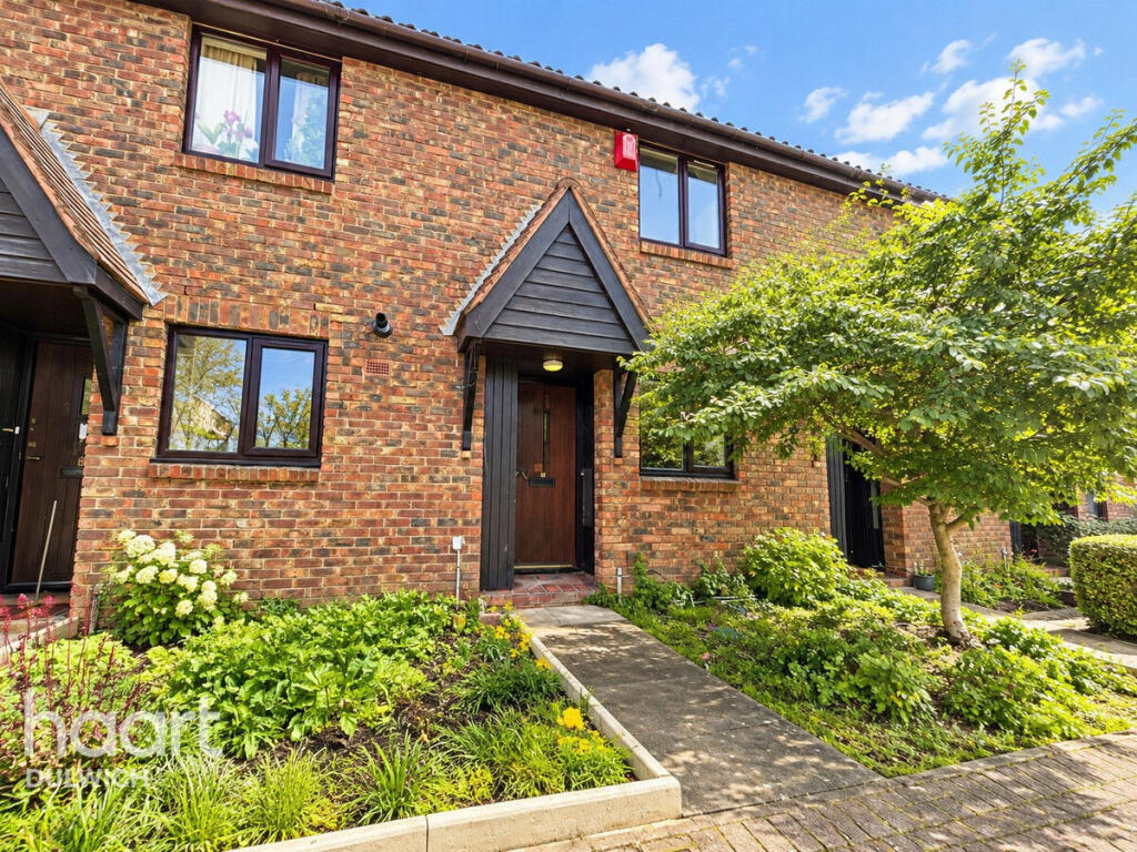 Main image of property: Allendale Close, London