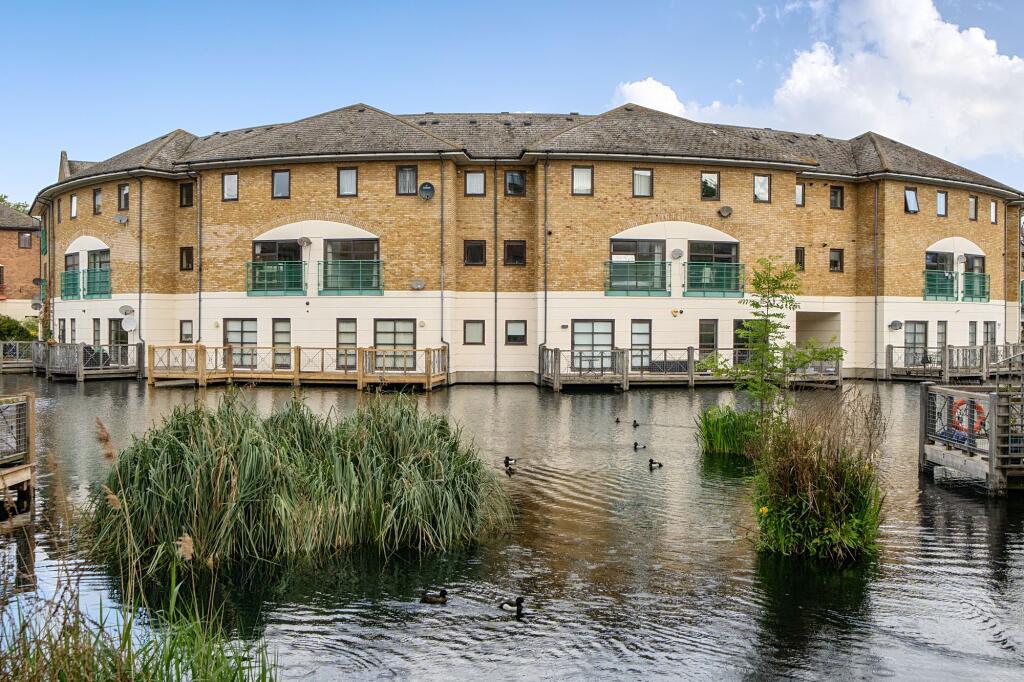 Main image of property: Plover Way, London, SE16