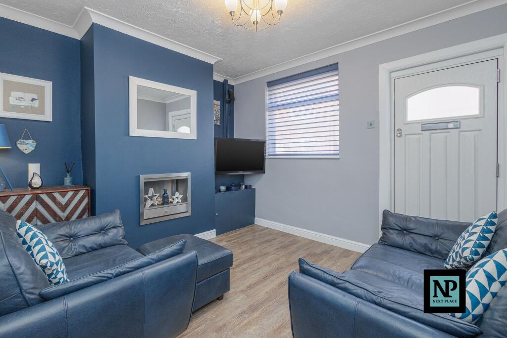 House in Tamworth, Staffordshire - View 3