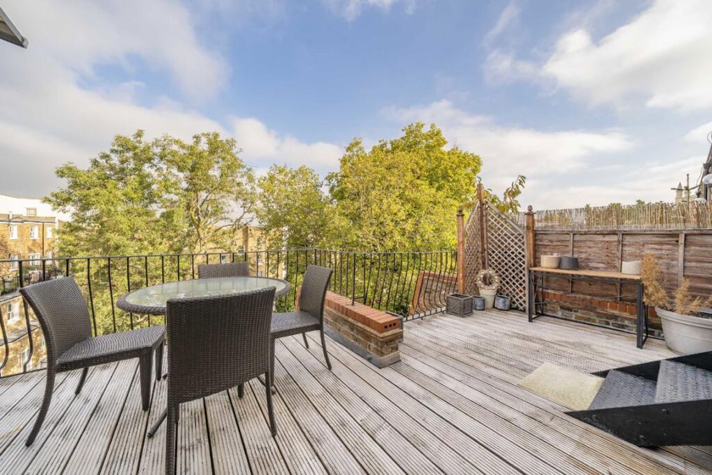 Apartment in London, Westbourne Green, Bayswater - More