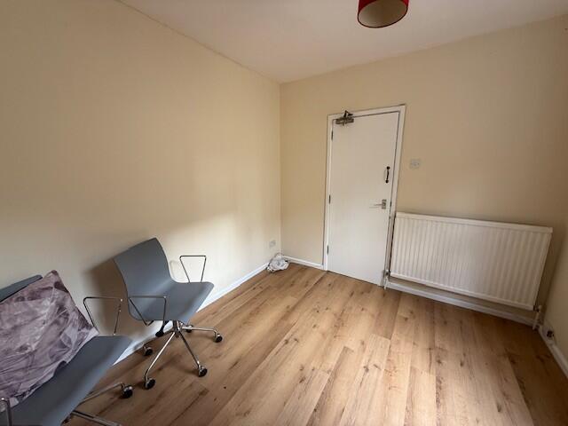 House in Norwich, Arlington, Heigham Grove - More