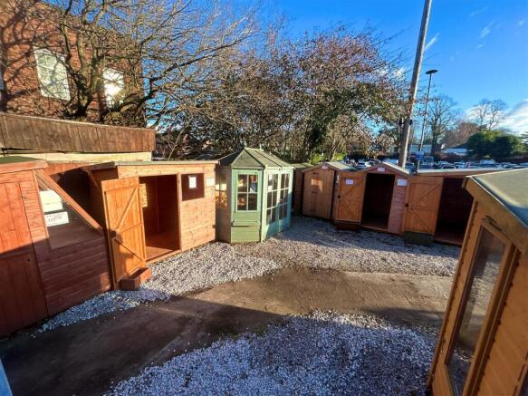 Yard Photo 4.jpg