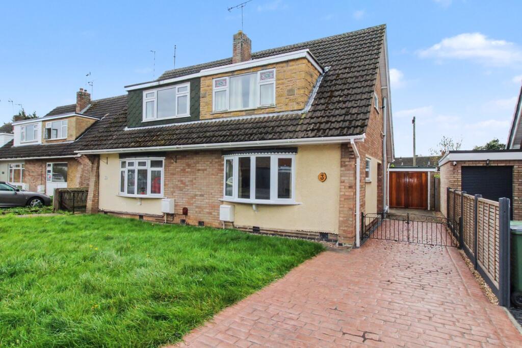 Main image of property: Buxton Close, Whetstone, Leicester, LE8