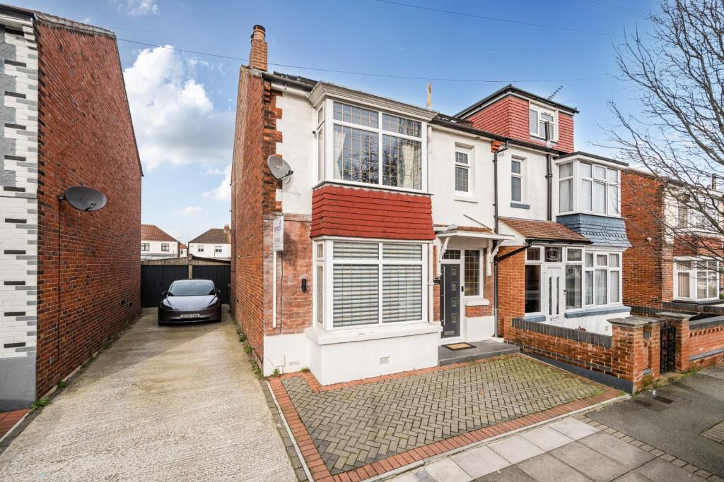 Main image of property: Stubbington Avenue, Portsmouth