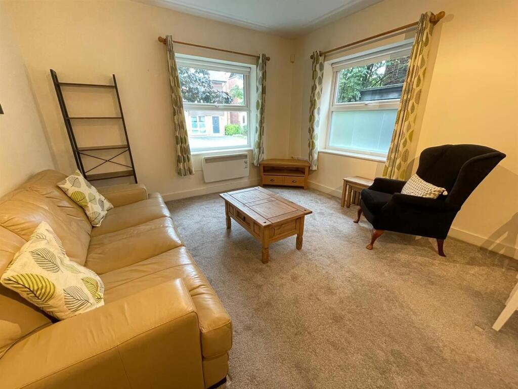 Apartment in Manchester - View 4