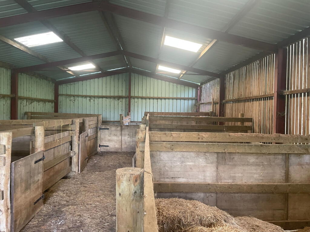 Land and Building at Tir William James, Llangattock, Crickhowell, Powys, NP8 1PY - View 4