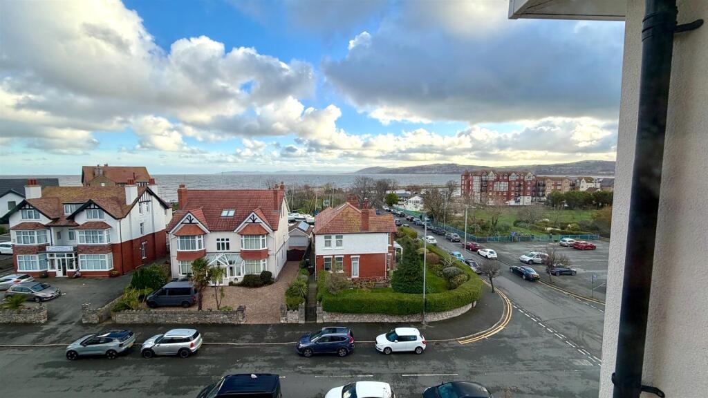 Abbey Road, Rhos On Sea, Colwyn Bay photo 2